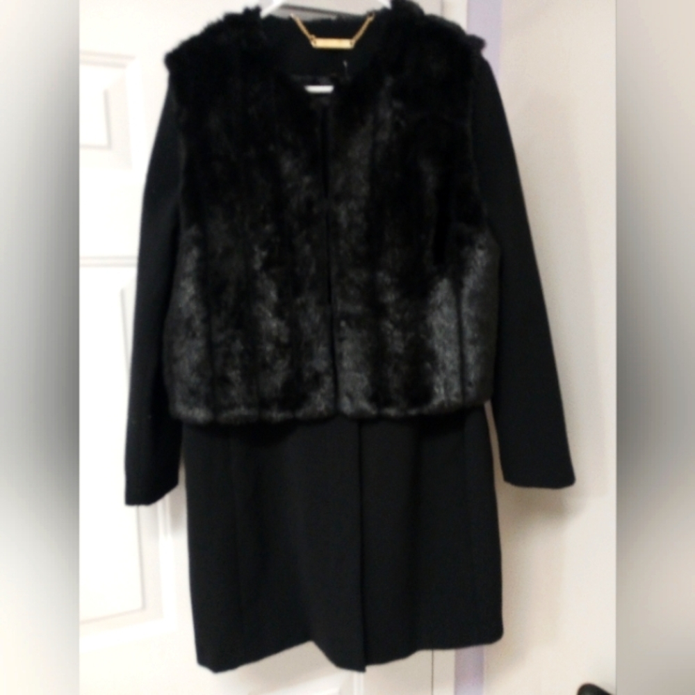 IMAN Women's coat with removable Faux Fur Vest